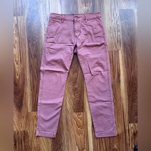 Levi's Chino XX Dusty Red Chinos Standard Taper (Size 31)